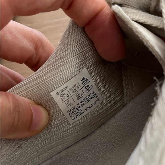 Women's ASICS NovaBlast 4 Athletic Shoes in Cream and Mint - Picture 8 of 8